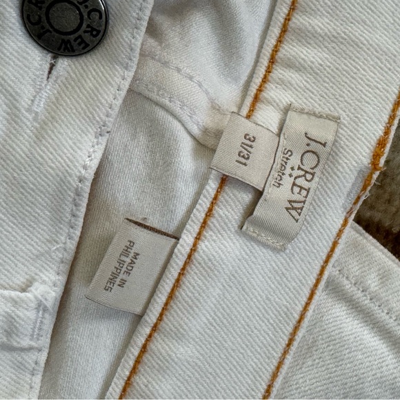 J Crew Women's White Jeans, Size 31 - Picture 3 of 3